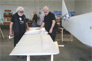 Le coin des constructeurs amateurs avec Emile à la manoeuvre avec le fer a repasser