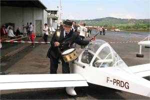 Le cricri de Francis sous bonne garde