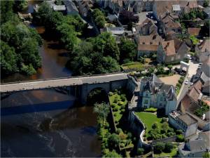 le pont de la Roche Pozay