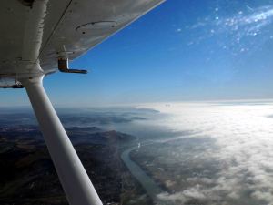 Agen sous les bancs de brouillard