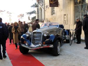 Les voitures de collection - rue de la clarté à Périgueux