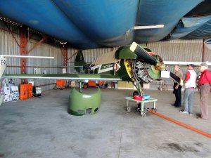 un-petit-tour-par-les-hangars-avec un Yak décapoté
