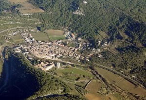 Zoom sur l'abbaye Ste Marie d'Orbieux à Lagrasse