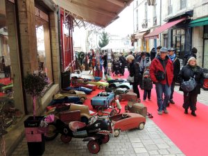 avion et voitures à pédales 