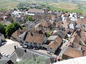  Vue du sommet de la tour des fiefs : les toits de Sancerre. 