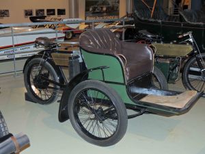 un triporteur.......