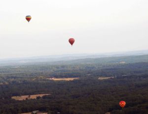 Des montgolfières dans le ciel périgourdin