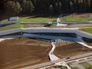 La facade du Centre International de l'Art Pariétal Montignac Lascaux