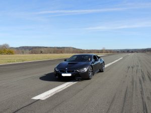 Toujours sur l'axe de piste